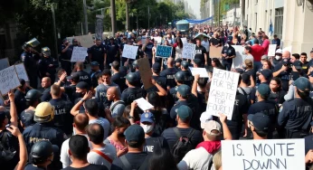 Journalist Injured While Covering Protests in Los Angeles