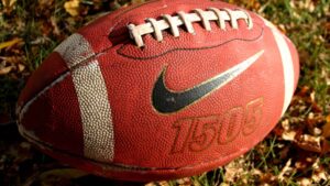 Vols Expect DeSean Bishop Back for Kentucky Game in Knoxville Oct 29, 2026