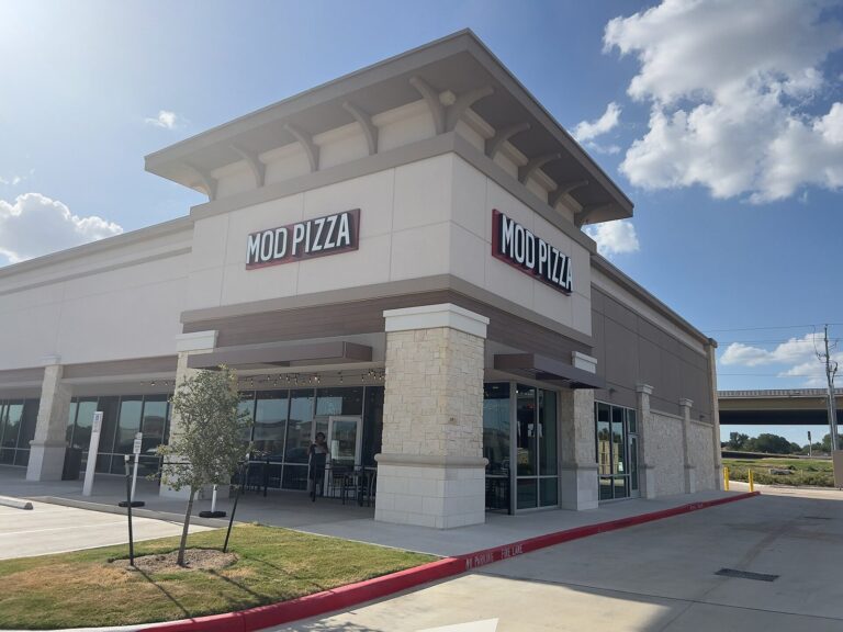 Old Sevier Market Opens on South Knoxville Avenue